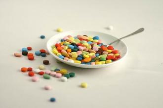 药用辅料市场规模增长，增长快率较快