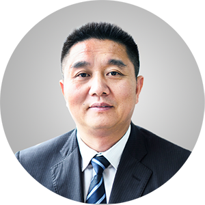 J9集团董事、董事会秘书 王国林 先生