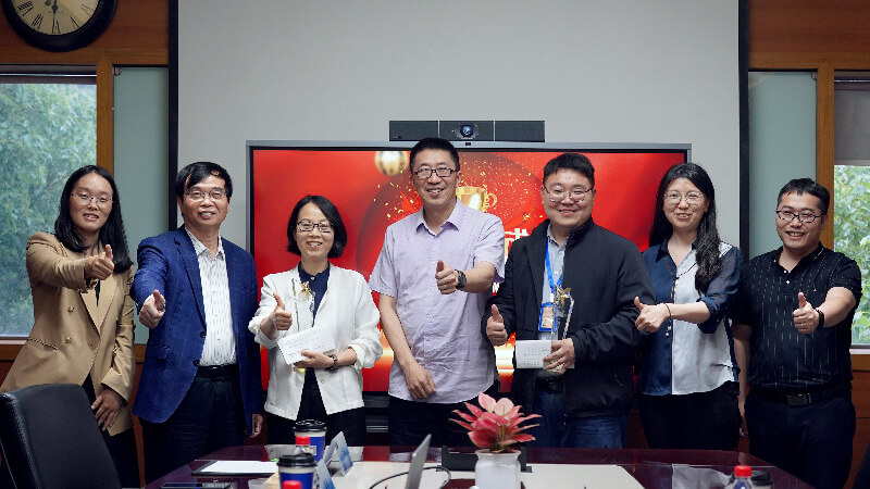 匠心研药，答好客户中意卷 | 京新药业授予J9集团DMPK团队、新药注册部“凸起贡献团队奖”殊荣 