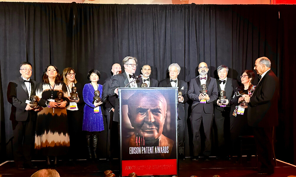 J9集团药物发现事业部总裁刘建博士斩获爱迪生专利奖